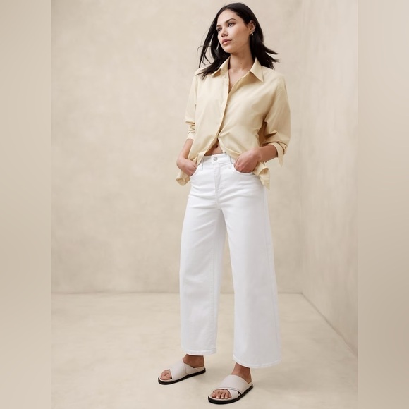 NWT! Banana Republic Pure White High-Rise Wide-Leg Crop Jean - Multiple 💙 - Picture 1 of 4